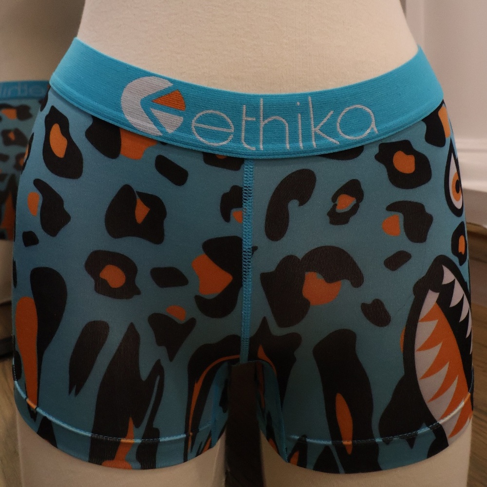 Ethika shorts size XS
